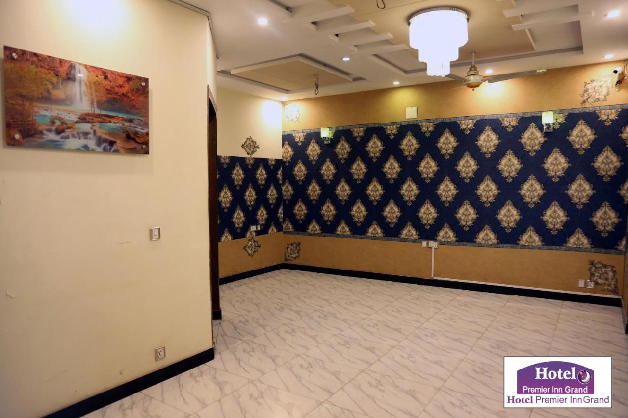 Premier Inn Johar Town Lahor Dış mekan fotoğraf