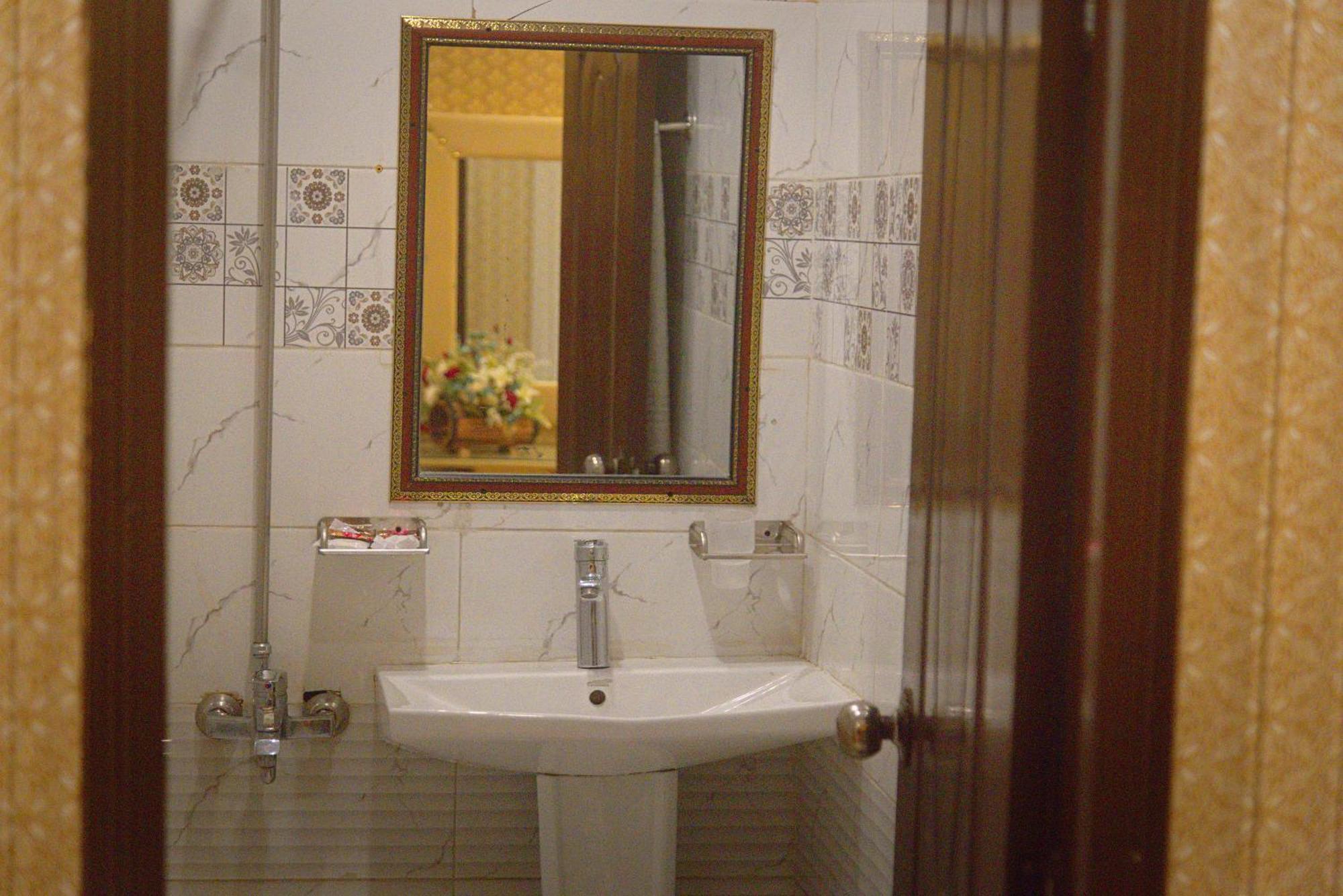 Premier Inn Johar Town Lahor Dış mekan fotoğraf