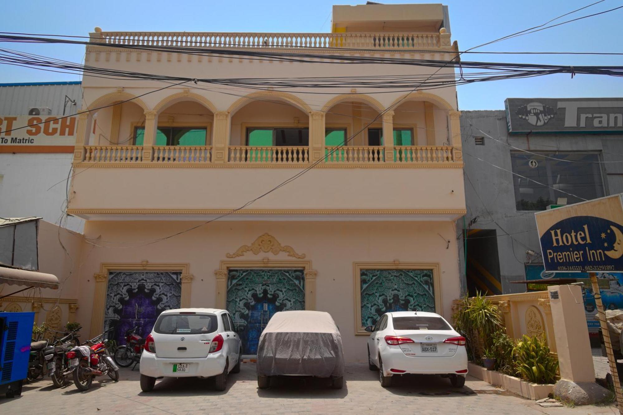 Premier Inn Johar Town Lahor Dış mekan fotoğraf