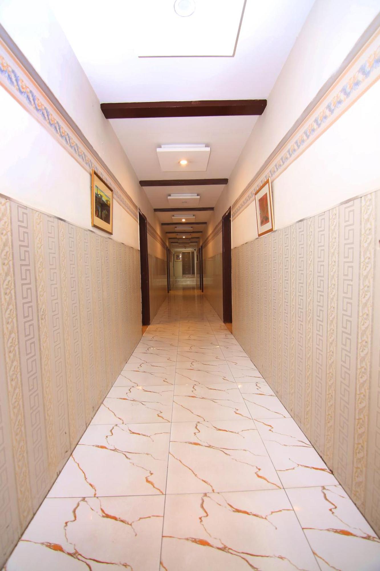 Premier Inn Johar Town Lahor Dış mekan fotoğraf