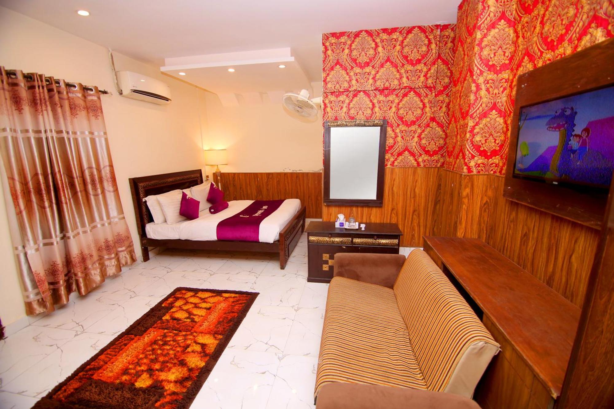 Premier Inn Johar Town Lahor Dış mekan fotoğraf