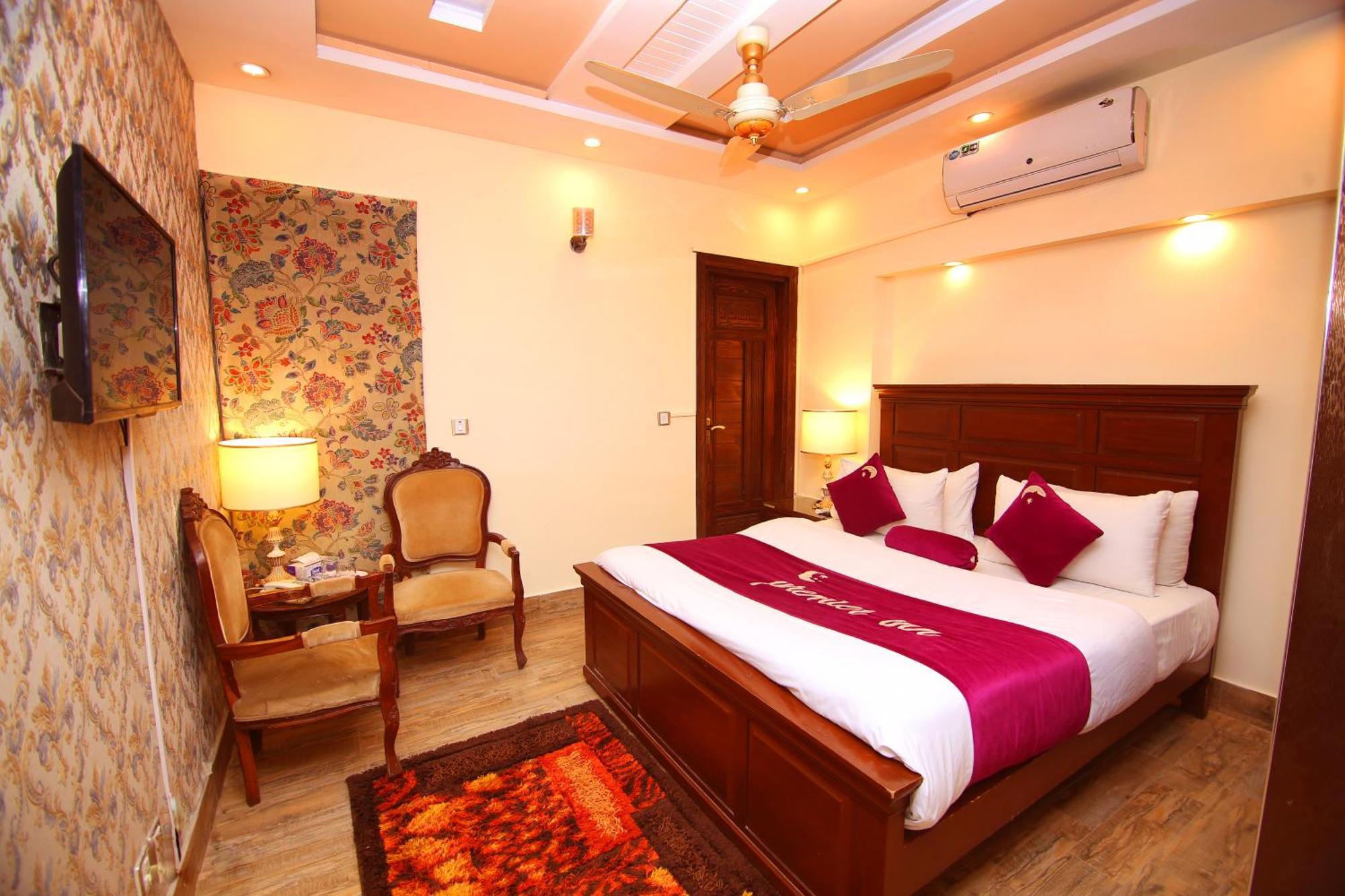 Premier Inn Johar Town Lahor Dış mekan fotoğraf